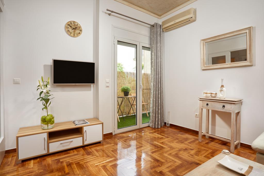 Modern And Cozy Apartment In The Centre Of เอเธนส์ ภายนอก รูปภาพ